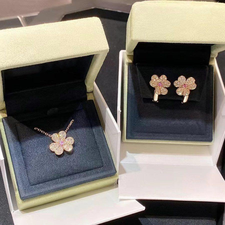[Solara Jewelry ]FRIVOLE ROSÉGOLD BLUMEN-DIAMANT-HALSKETTE