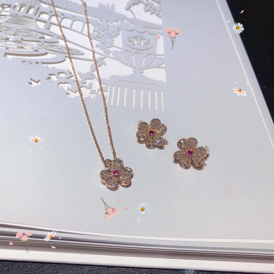 [Solara Jewelry ]FRIVOLE ROSÉGOLD BLUMEN-DIAMANT-HALSKETTE