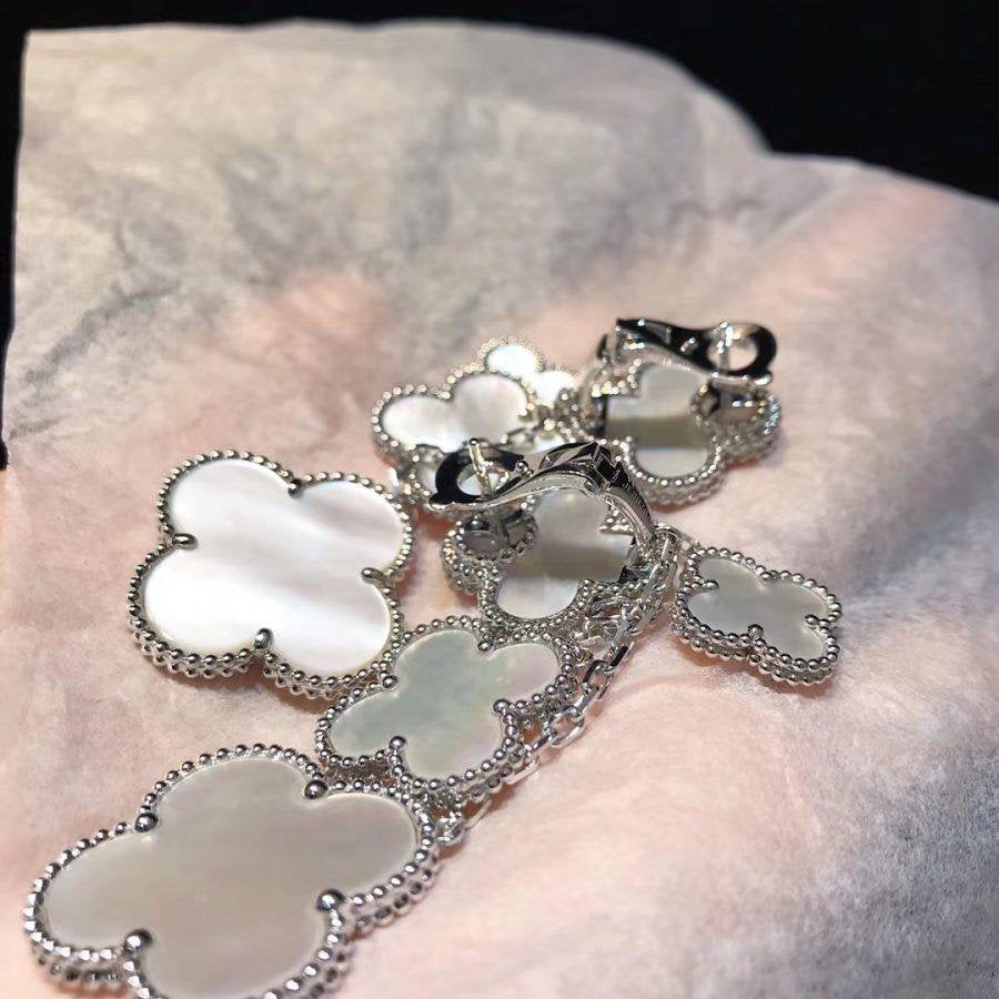 [Solara Jewelry ]KLEEBATT OHRRINGE WEISSES PERLMUTT 4 MOTIVE SILBER