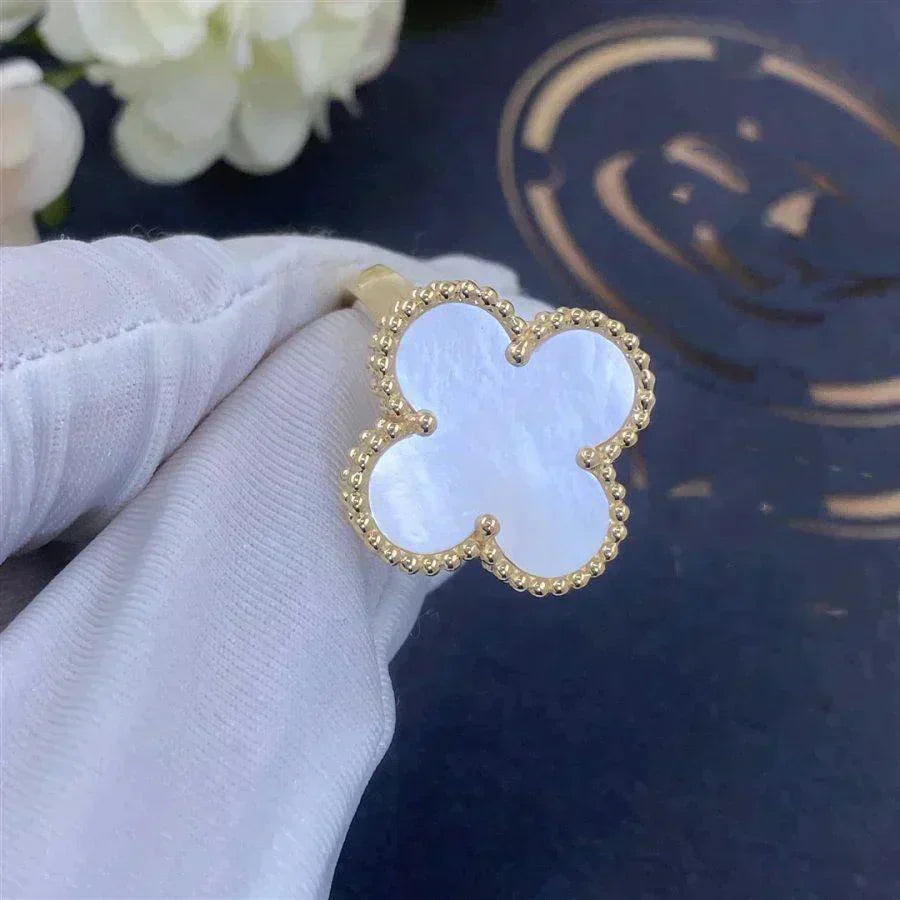 [Solara Jewelry ]CLOVER WHITE MOP RING