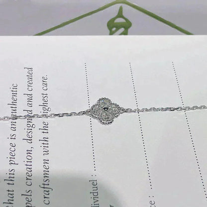 [Solara Jewelry ]KLEEBÜTE EINZELNE BLUME ARMBAND SILBER