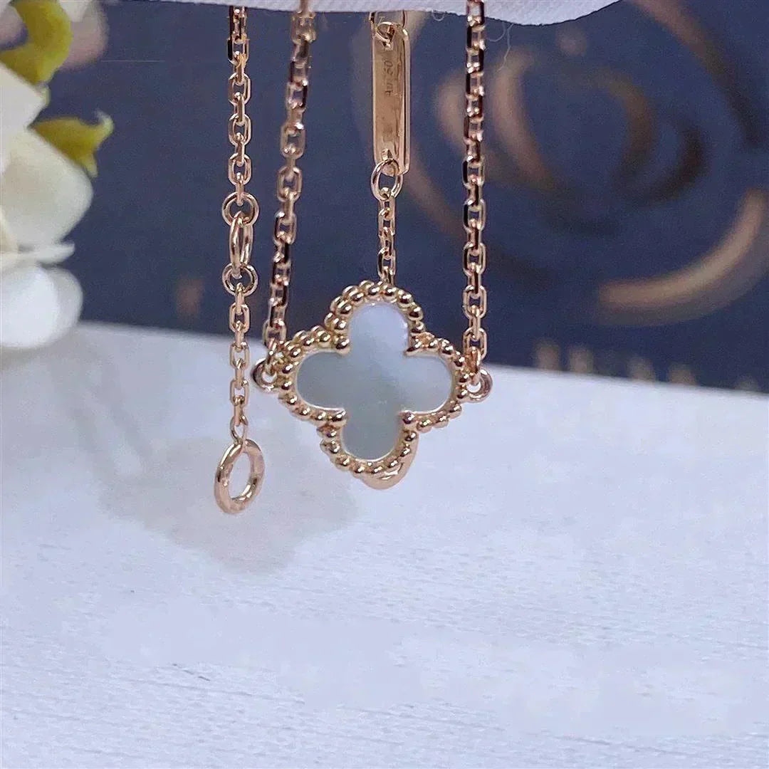 [Solara Jewelry ]クローバー ホワイトマザーオブパール シングル フラワー ブレスレット