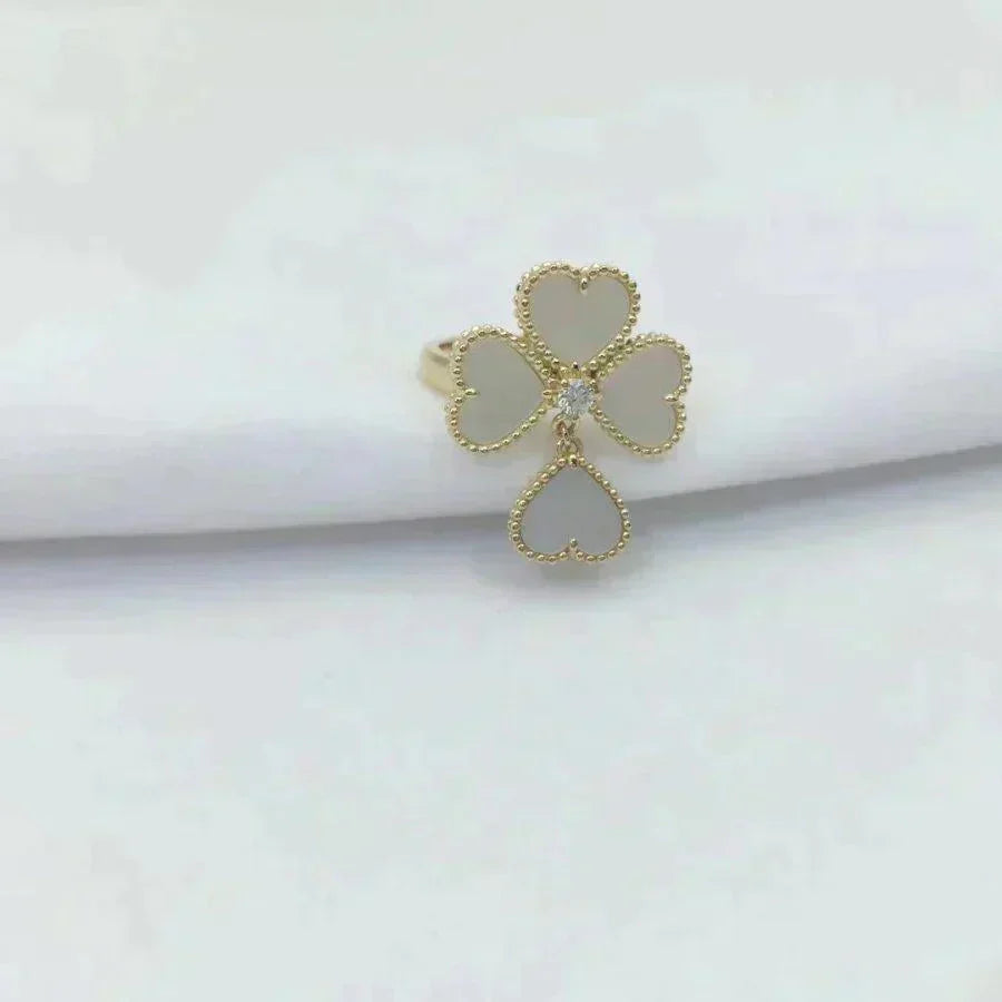 [Solara Jewelry ]SWEET CLOVER WHITE MOP RING
