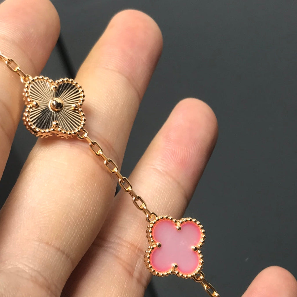 [Solara Jewelry ]KLEEBRACHARMENDBAND 5 MOTIVE ROSA UND ROSÉGOLD