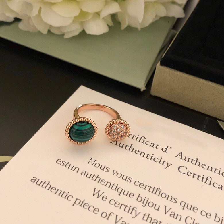 [Solara Jewelry ]PERLEE COULEURS DIAMANT ROSÉGOLD ZWISCHEN DEN FINGER-RING