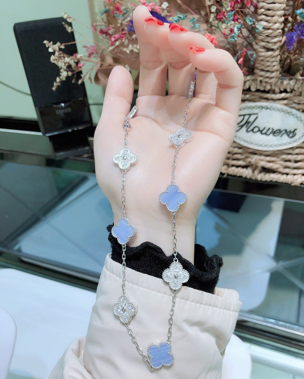 [Solara Jewelry ]クローバー 10モチーフ カルセドニー ダイヤモンド シルバーネックレス