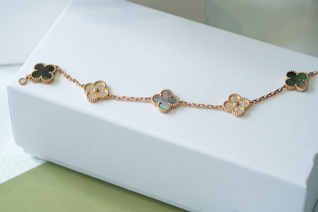 [Solara Jewelry ]クローバー 5モチーフ ダークマザーオブパール ダイヤモンド ピンクゴールド ブレスレット