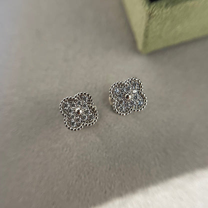 [Solara Jewelry ]KLEEBÜTE MINI DIAMANT OHRSTECKER